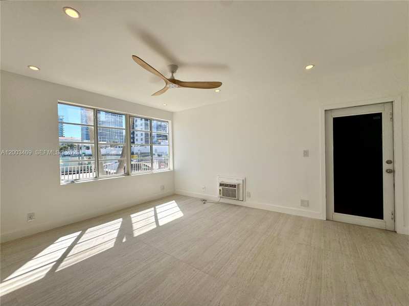 6944 Byron Ave # 1, Miami Beach FL 33141