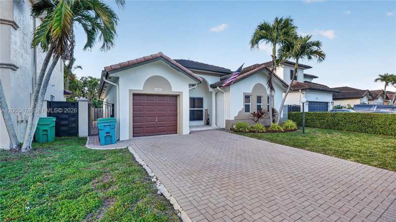 15893 SW 138th Ter, Miami FL 33196