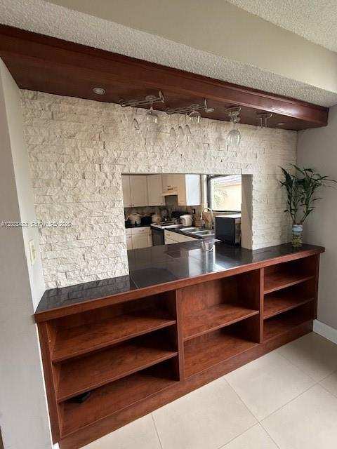 8429 Forest Hills Dr # 301, Coral Springs FL 33065