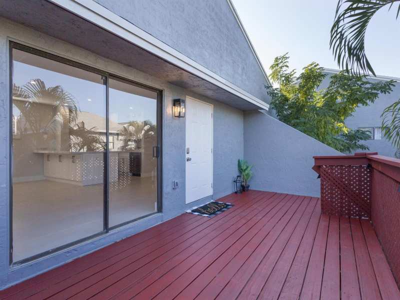 7 Crossings Circle, Boynton Beach FL 33435