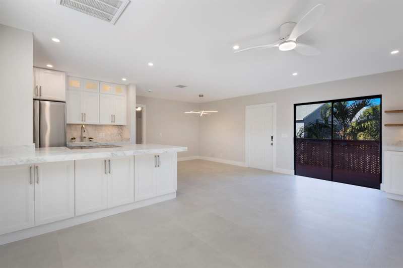 7 Crossings Circle, Boynton Beach FL 33435