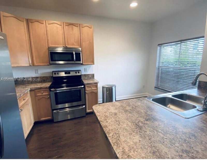 MERRICK PRESERVE CONDO