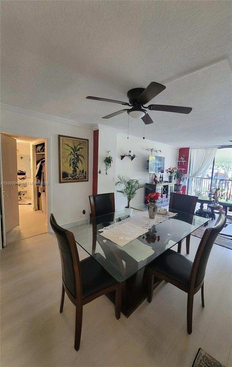 3101 N Country Club Dr # 101, Aventura FL 33180