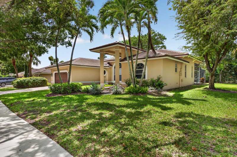 7235 NW 63rd Terrace, Parkland FL 33067