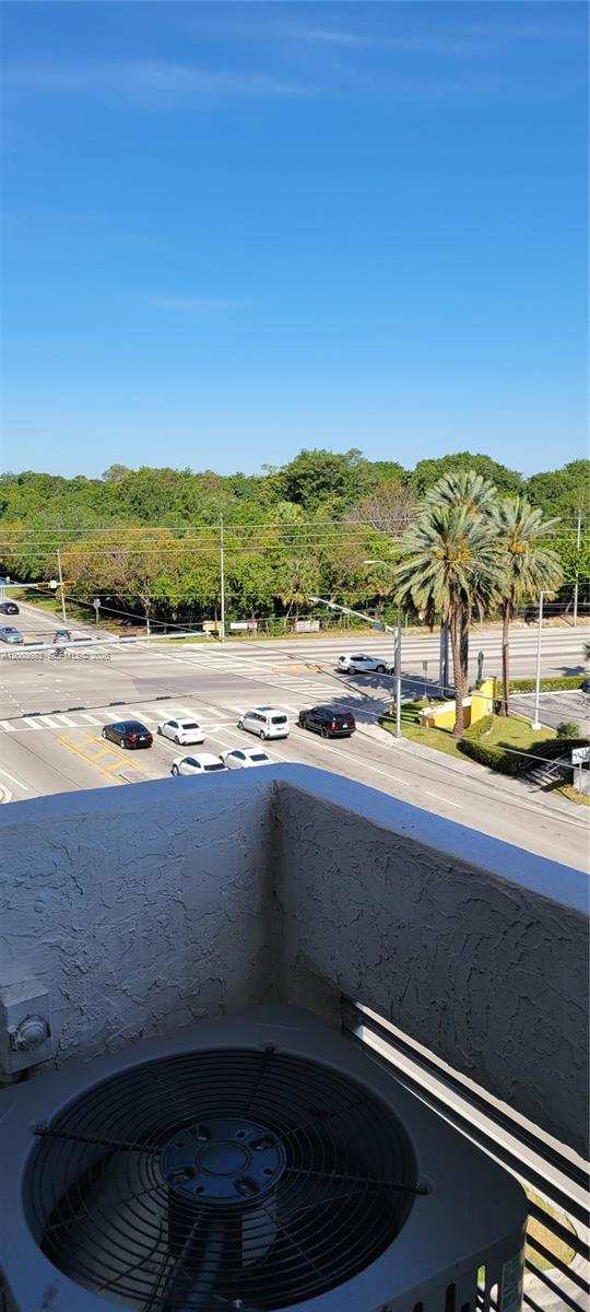 13499 Biscayne Blvd # 511, North Miami FL 33181