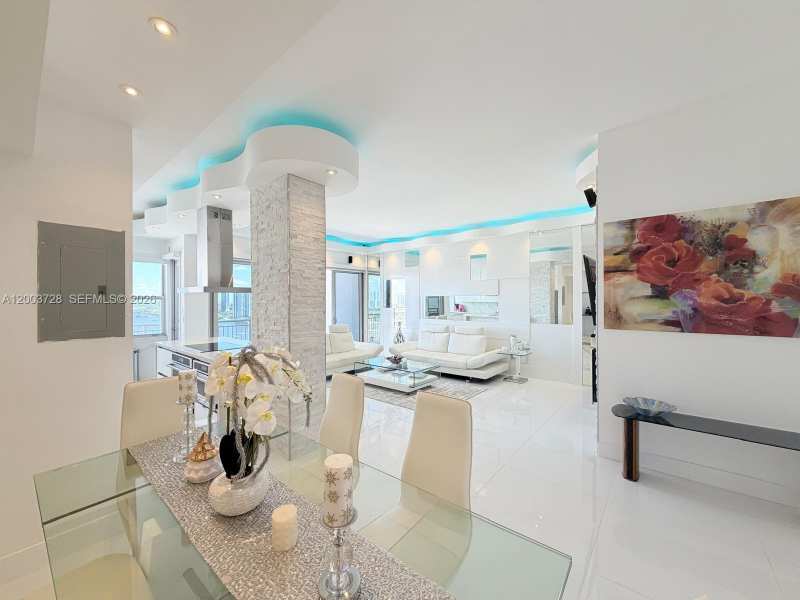 18041 BISCAYNE BLVD, Aventura FL 33160