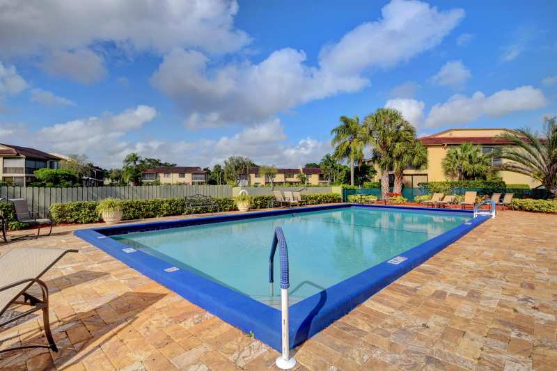 7911 Eastlake Drive # H, Boca Raton FL 33433
