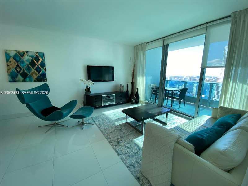 200 Biscayne Boulevard Way # 4011, Miami FL 33131