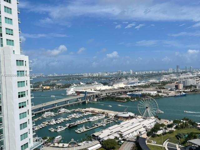 253 2nd St # 3807, Miami FL 33132