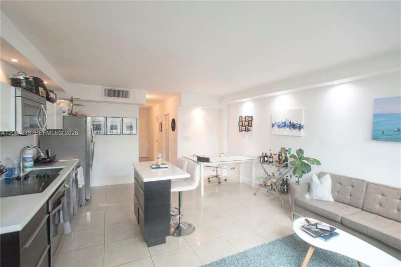 801 Brickell Bay Dr # 363, Miami FL 33131