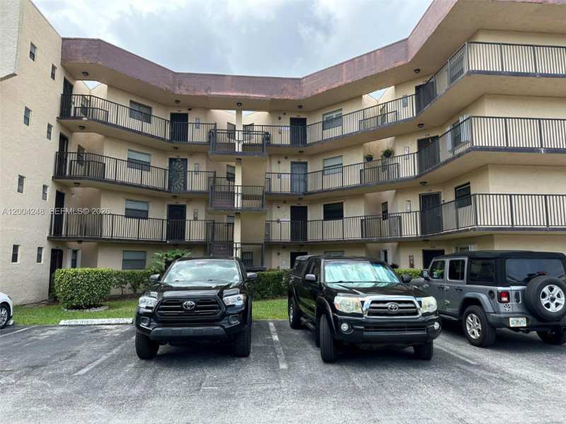 6555 W Broward Blvd # 111, Plantation FL 33317