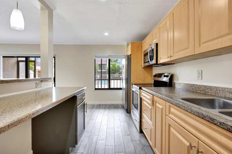 150 Pineview Road # F3, Jupiter FL 33469