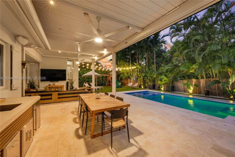 918 Santiago St, Coral Gables FL 33134