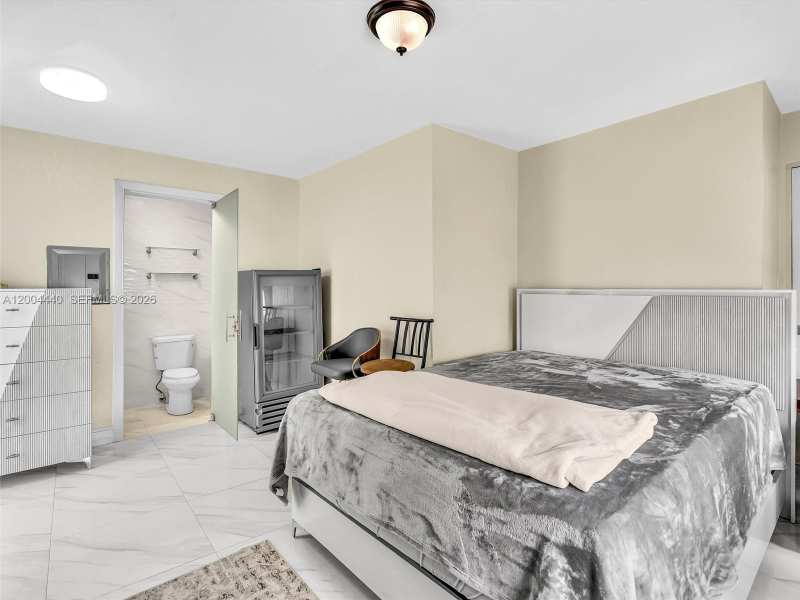 5801 NW 113th Ter # 4, Hialeah FL 33012