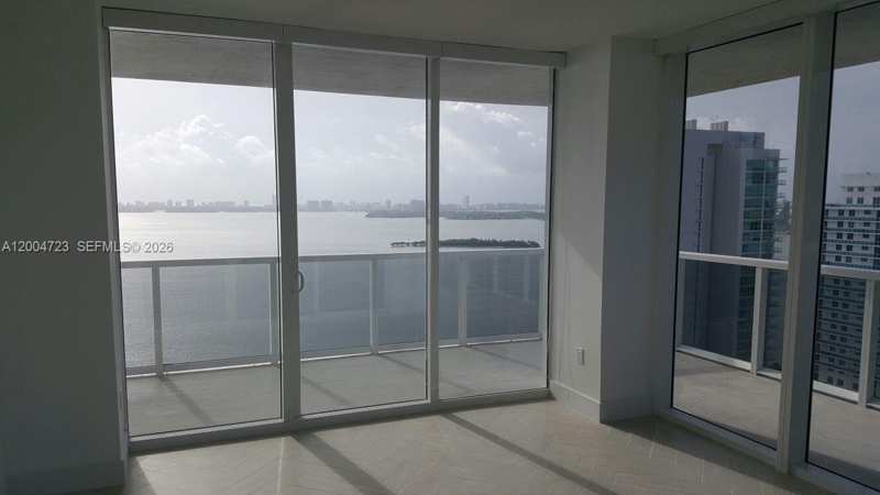 600 NE 27th St # 2705, Miami FL 33137