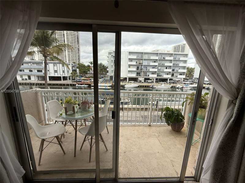 3601 NE 170th St # 207, North Miami Beach FL 33160