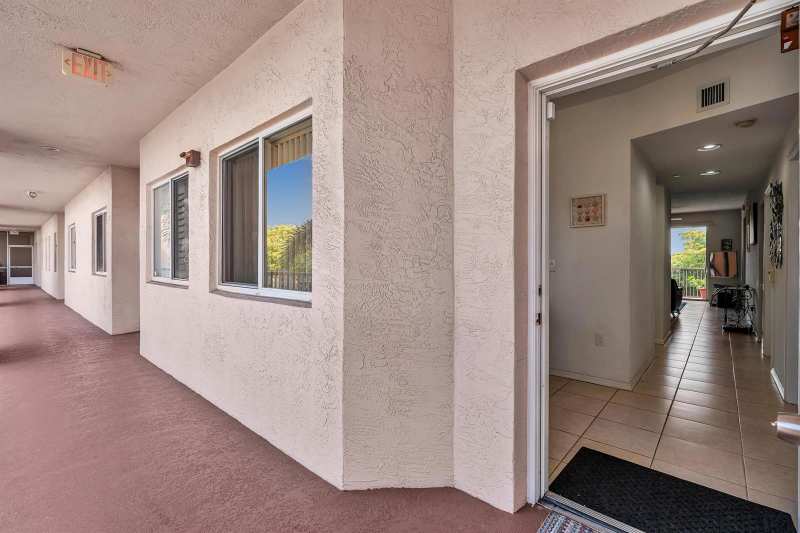 7735 Yardley Drive # 305, Tamarac FL 33321