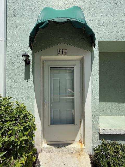 314 Waterside Drive, Hypoluxo FL 33462