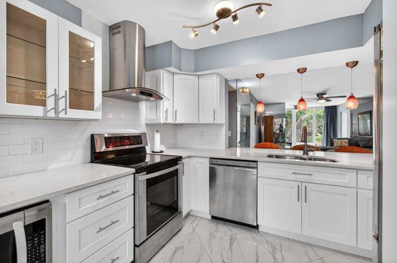 18 Willowbrook Lane # 103, Delray Beach FL 33446