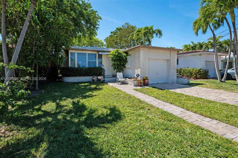 9516 Byron Ave, Surfside FL 33154