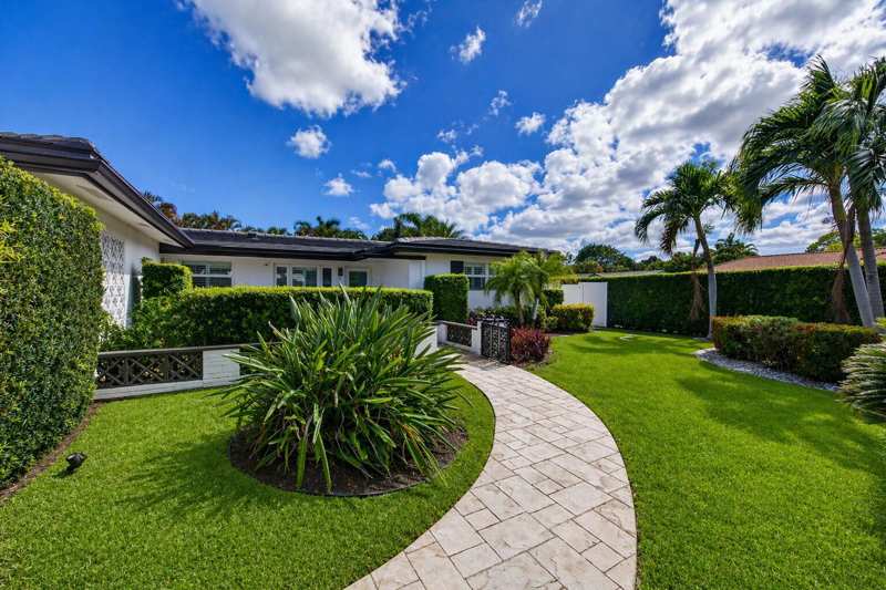850 W Camino Real, Boca Raton FL 33486