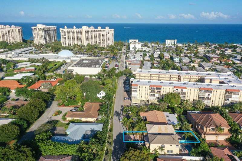 218 Pine Avenue, Lauderdale By The Sea FL 33308