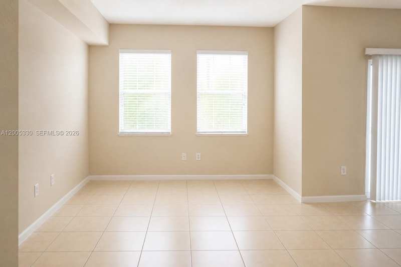 11503 NW 89th St # 213, Doral FL 33178