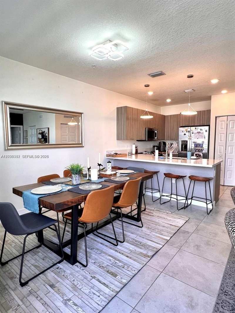 6420 NW 102nd Path # 304, Doral FL 33178