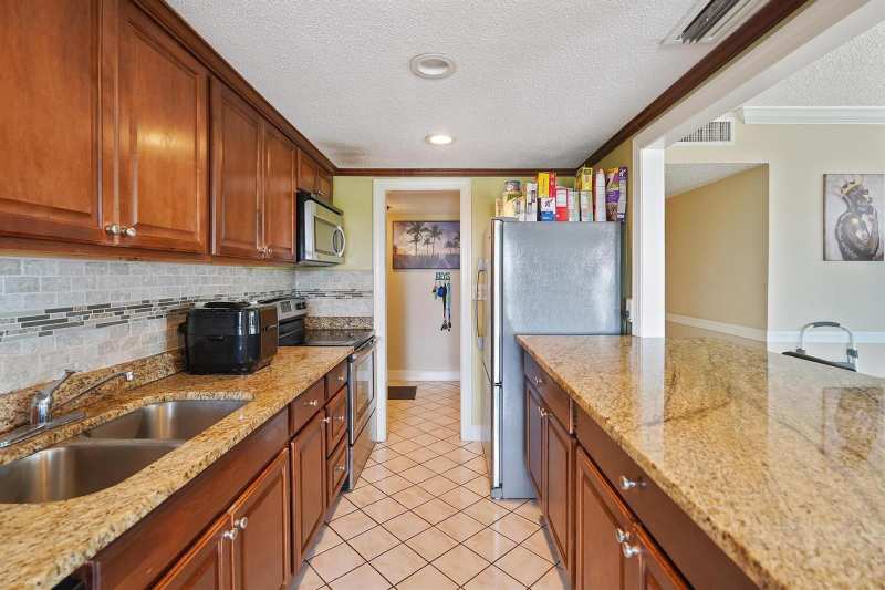 4174 Inverrary Drive # 701, Lauderhill FL 33319