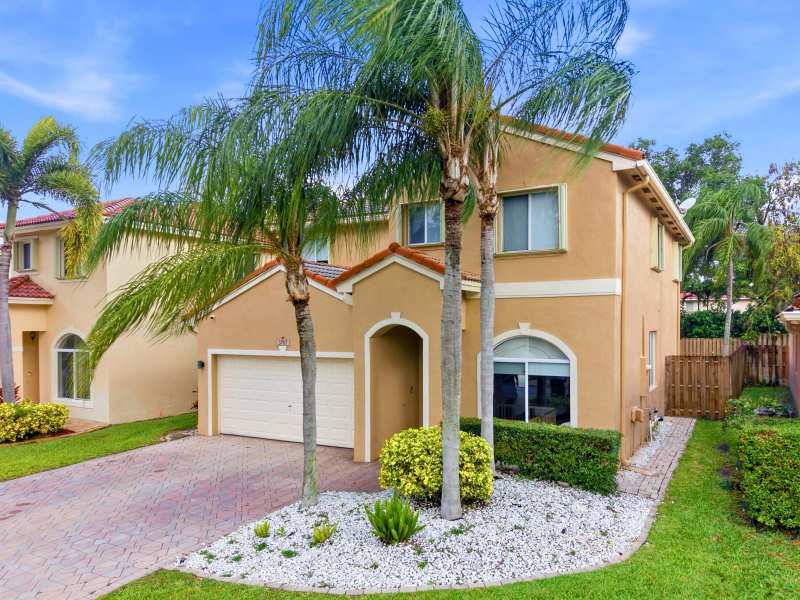 3767 Pebblebrook Manor, Coconut Creek FL 33073