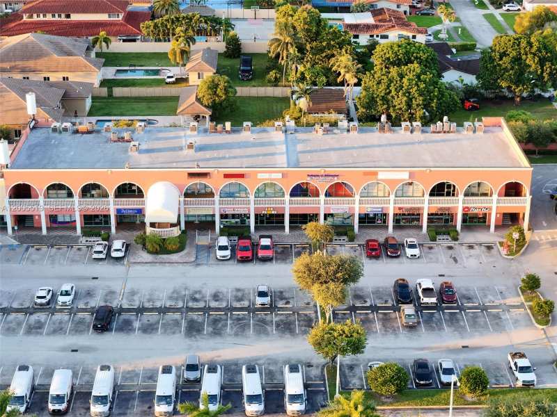 12711 SW 42nd St, Miami FL 33175