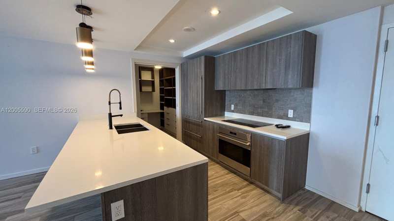 801 S Miami Ave # 3510, Miami FL 33130