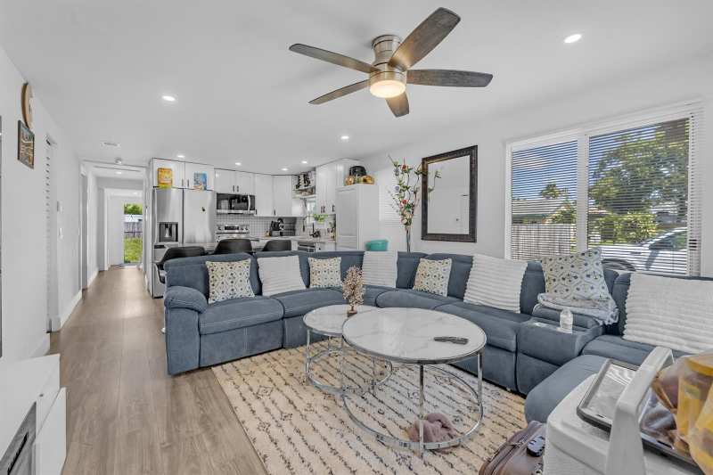 621 NW 15th Avenue, Pompano Beach FL 33069
