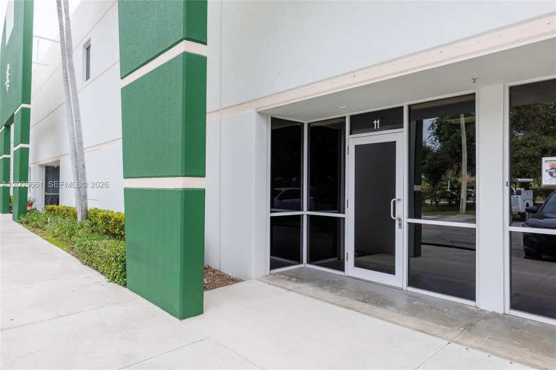 1315 NW 98th Ct # 11, Doral FL 33172