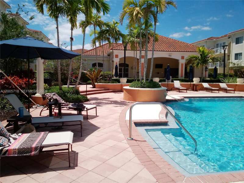 9845 Baywinds Dr # 6308, West Palm Beach FL 33411