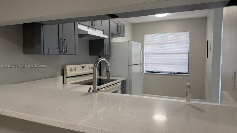 4010 LAKESIDE DRIVE # 4010, Tamarac FL 33319