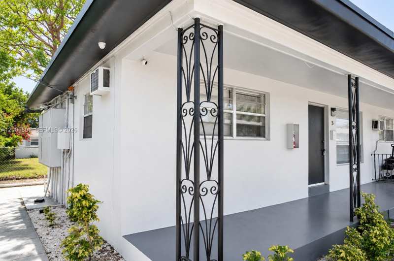 2206 Fillmore St # 6, Hollywood FL 33020