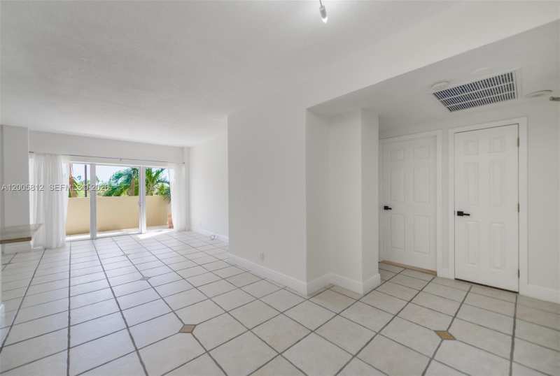 880 NE 69th St # 2N, Miami FL 33138