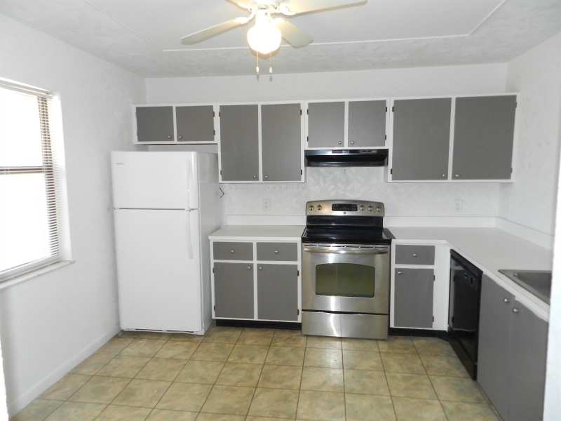 1110 E Lakeview Dr Drive E, Royal Palm Beach FL 33411