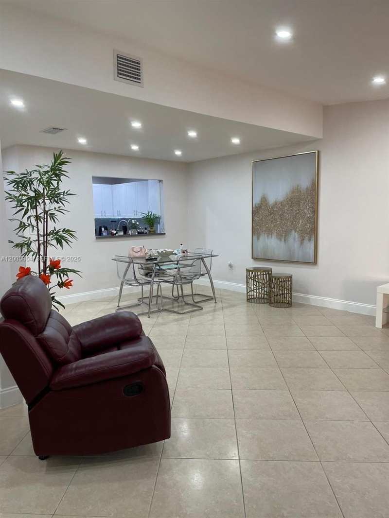 11734 SW 112th Ln, Miami FL 33186