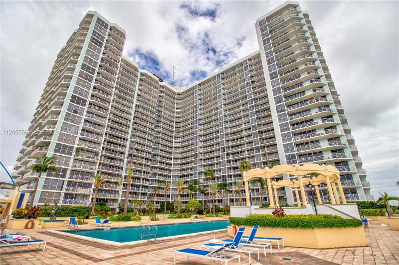 7601 E Treasure Dr # 1621, North Bay Village FL 33141