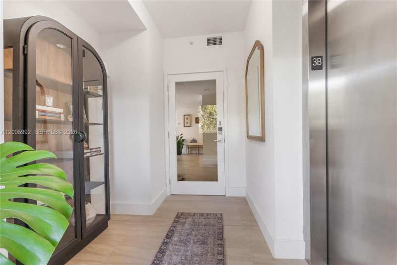 120 Salamanca Ave # 3B, Coral Gables FL 33134