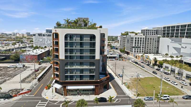 2700 NW 2 # 238, Miami FL 33127