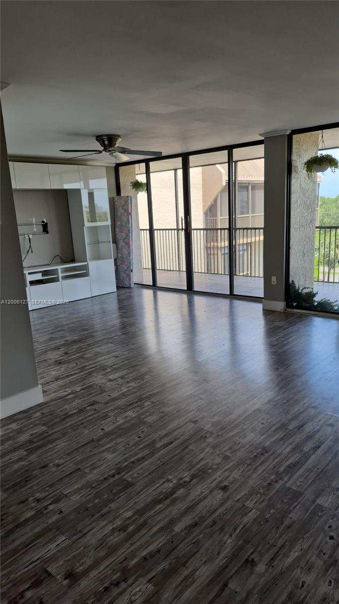 2816 N 46th Ave # J682, Hollywood FL 33021