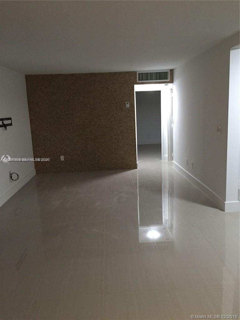4110 NW 79th Ave # 1B, Doral FL 33166