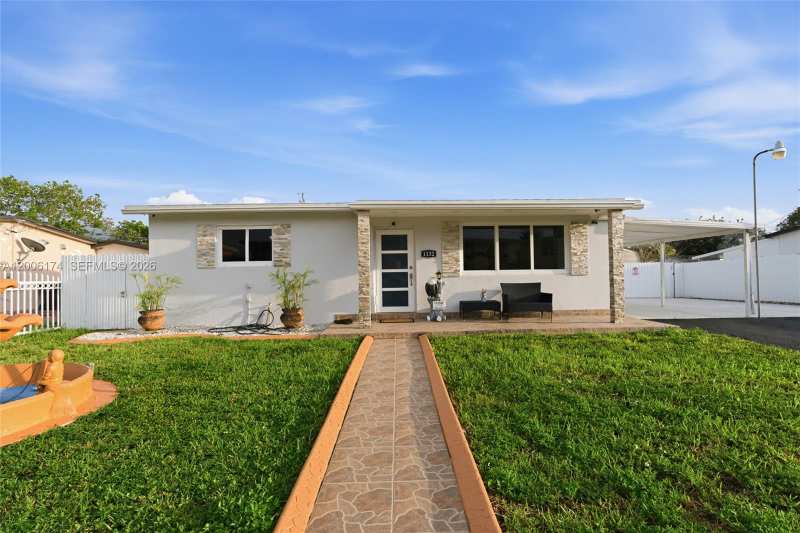1132 W 71st St, Hialeah FL 33014
