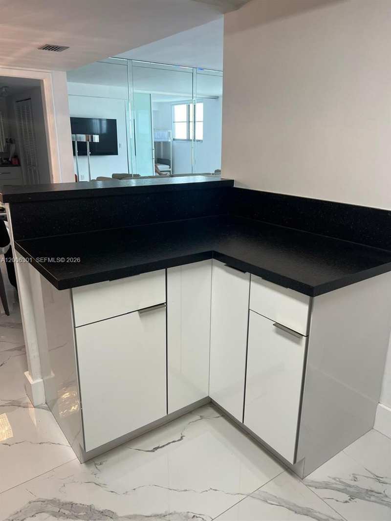 9273 Collins Ave # 606, Surfside FL 33154