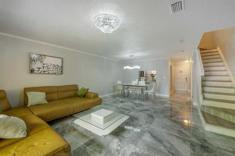 1129 NE 210th Terrace # 210, Miami FL 33179