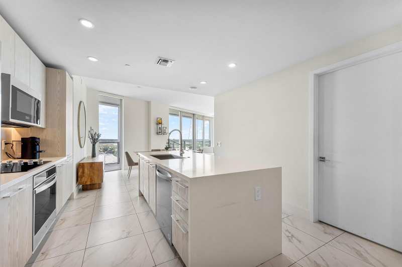 2000 Metropica Way # 1509, Sunrise FL 33323