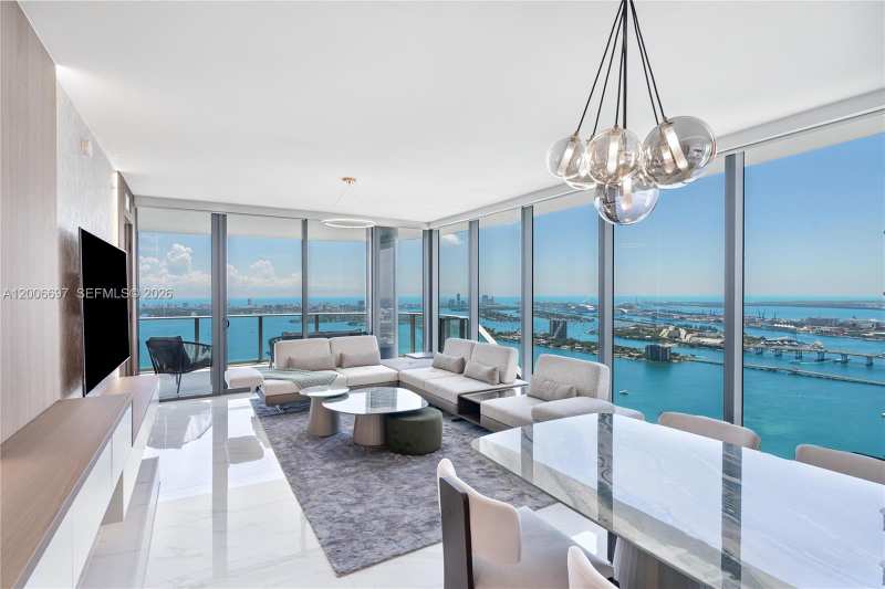 700 NE 24th ST # 5407, Miami FL 33137